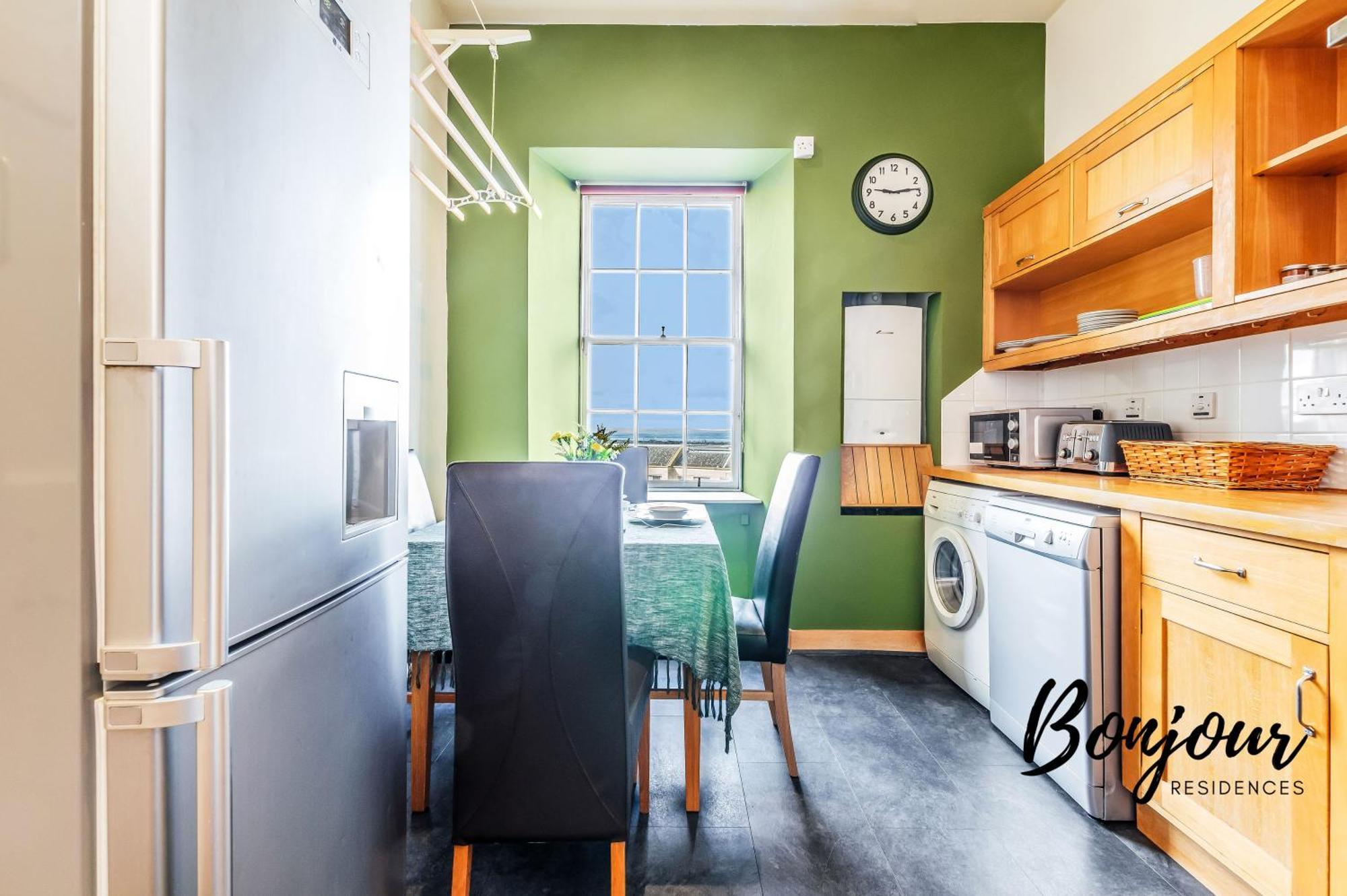 Appartement Belleville Central St James Quarter Free Offsite Parking & Views By Bonjour Residences *
