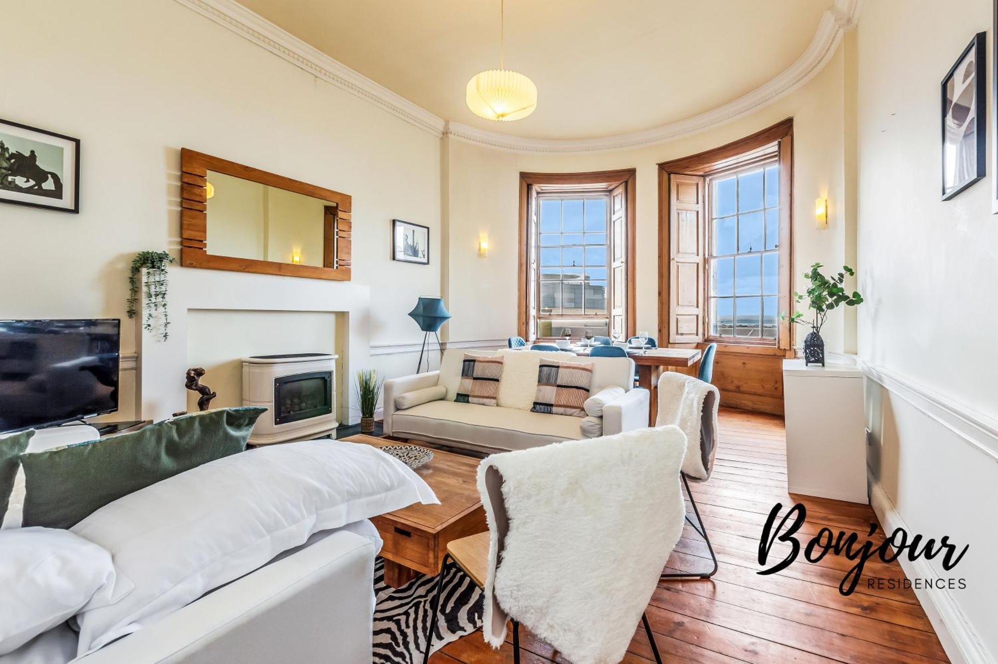 Belleville Central St James Quarter Free Offsite Parking & Views By Bonjour Residences Appartement